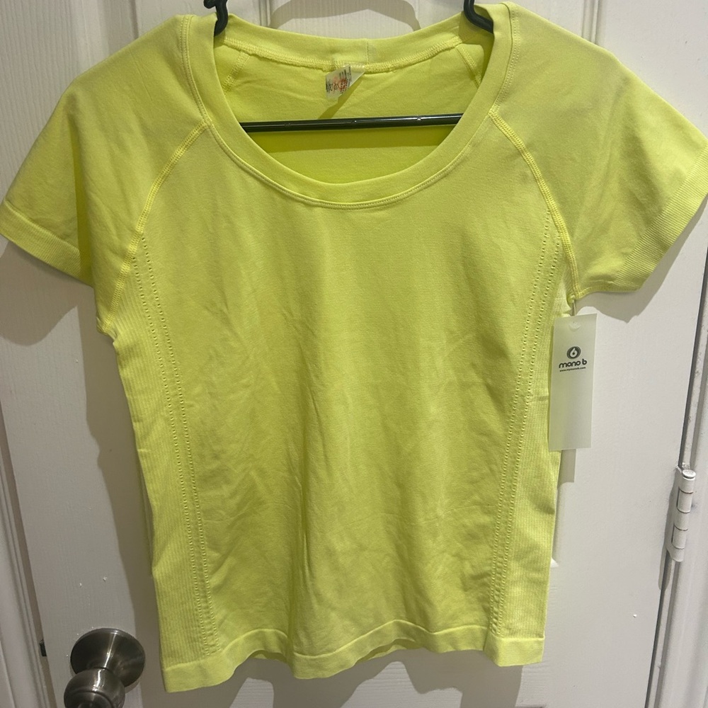 Mono B Women’s Dusty Lime Athletic Tee